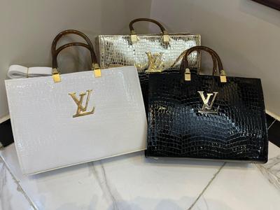 Lv Hand Bag Crocodile Material